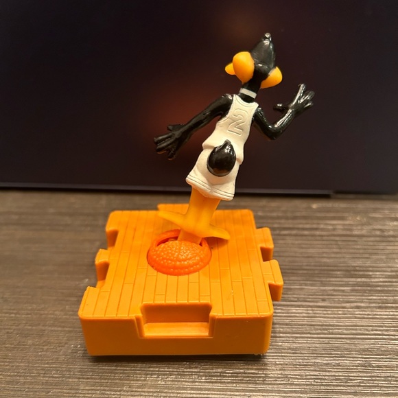 Daffy Duck Space Jam Looney Tunes Collectible Vintage Figures Warner Bros 1996 - Picture 2 of 3